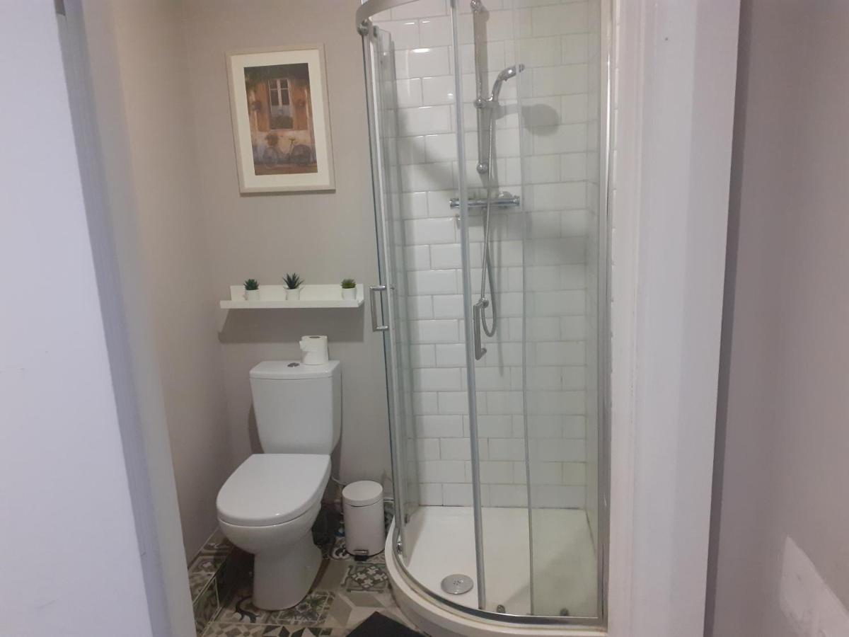 Spacious Studio-Dublin 3 ภายนอก รูปภาพ